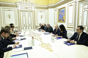 Pashinyan sees deeper Armenia-France cooperation