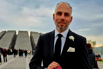 Czech envoy expresses solidarity with Armenians