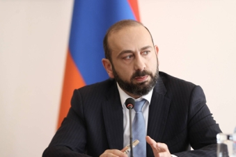 Mirzoyan says Armenia must not remain in past