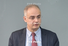 Զուրաբյանը քարոզարշավի շրջանակում հանդիպել է երևանցիների հետ