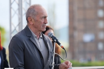 Former president stopped at Yerevan airport
