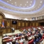 В парламенте могут обновить депутатскую присягу