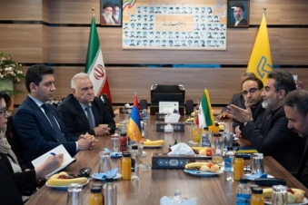 Armenia, Iran discuss expanding postal ties