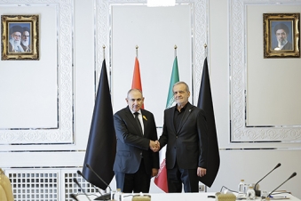 Iran praises Armenia's stance during crisis