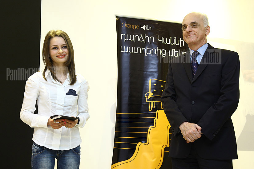 Победителю конкурса Orange Армения вручены билеты на Каннский фестиваль