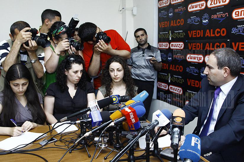 Press conference of editor-in-chief of Haykakan Zhamanak daily, oppositionist Nikol Pashinyan