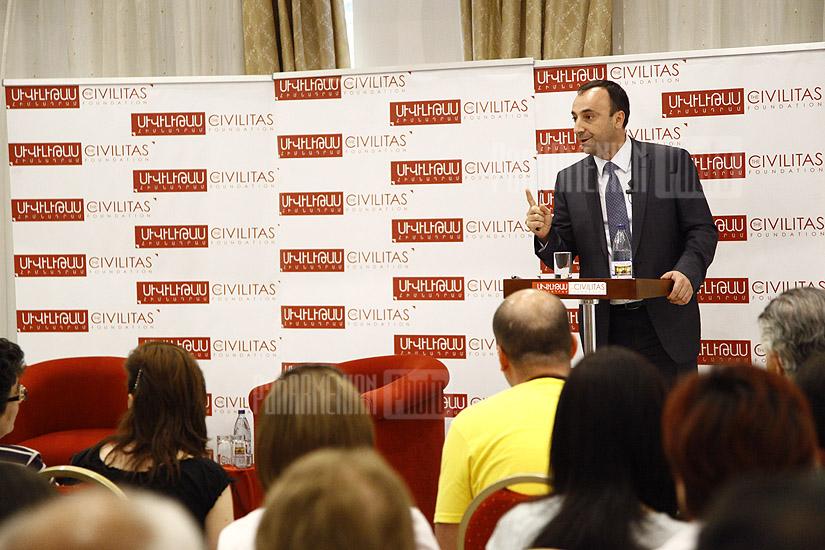 RA Minister of Justice Hrayr Tovmasyan participates at discussion organized by Civilitas Foundation 