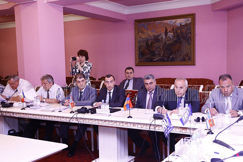 В Ереване состоялось заседание Комитета по связи со странами Евразии (КС-ЕС) Международного союза автомобильного транспорта (IRU)