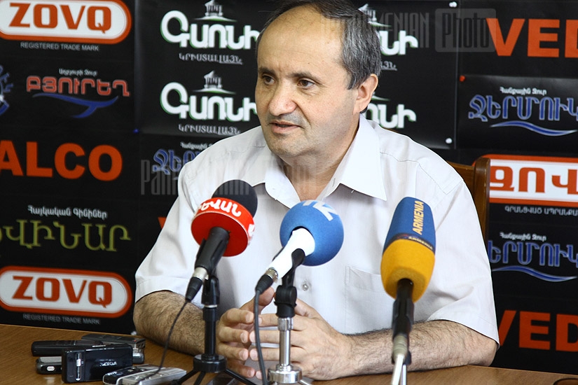 Press conference of Ashot Manucharyan, former national security advisor to the first President of Armenia