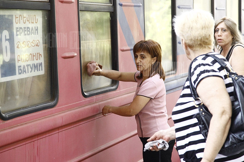 «Հայաստան» ֆիրմային գնացքը այս տարի առաջին անգամ Երևանից մեկնեց Բաթում