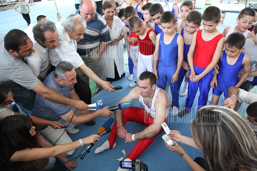 Training and Davit Fahradyan's new record presentation at Youth Gymnastic Olympic Sports School After Hrant Shahinyan