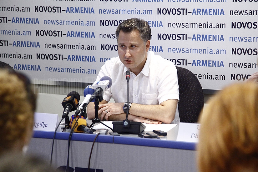 Press conference of Armentel CJSC general director Igor Klimko
