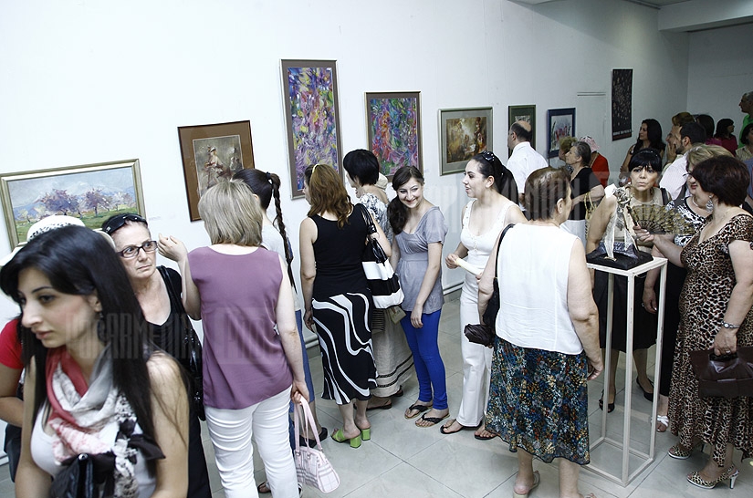 Opening of exhibition of young artists works at Painters Union of Armenia
