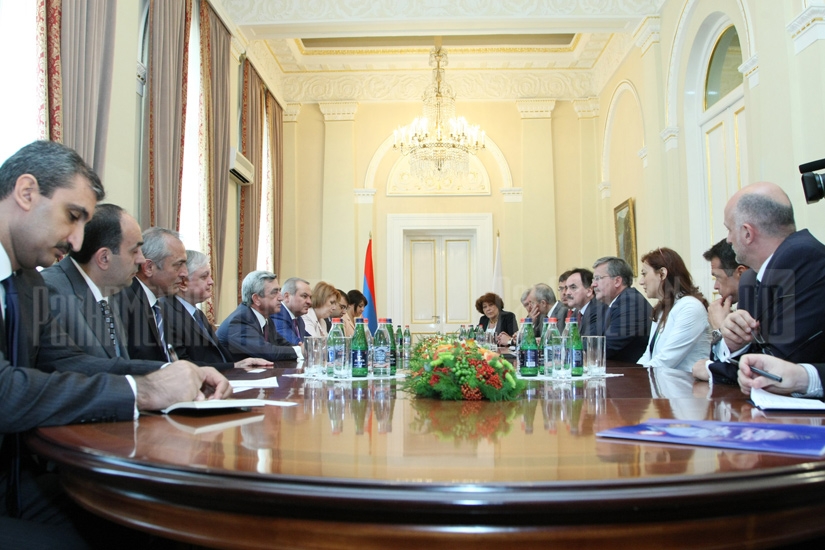 Во время пресс-конференции президентов Армении и Польши подписан ряд двусторонних соглашений 