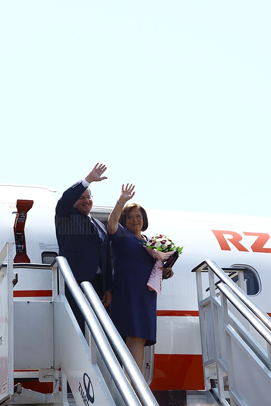 President of Poland Bronislaw Komorowski departs from Yerevan