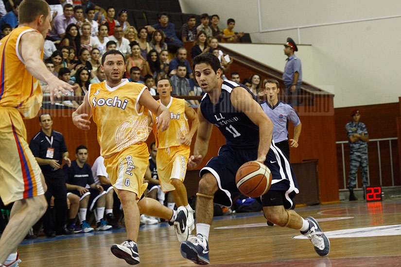 Панармянские игры - баскетбол: финальная встреча команд Лос-Анджелеса и Сочи