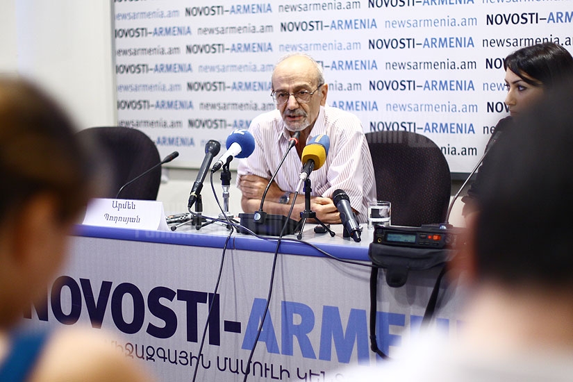 Пресс-конференция председателя Армянской ассоциации потребителей Армена Погосяна