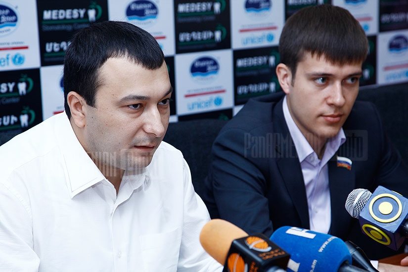 Press conference of the Chairman of Prosperous Armenia Youth Union Vahe Enfiajyan and 