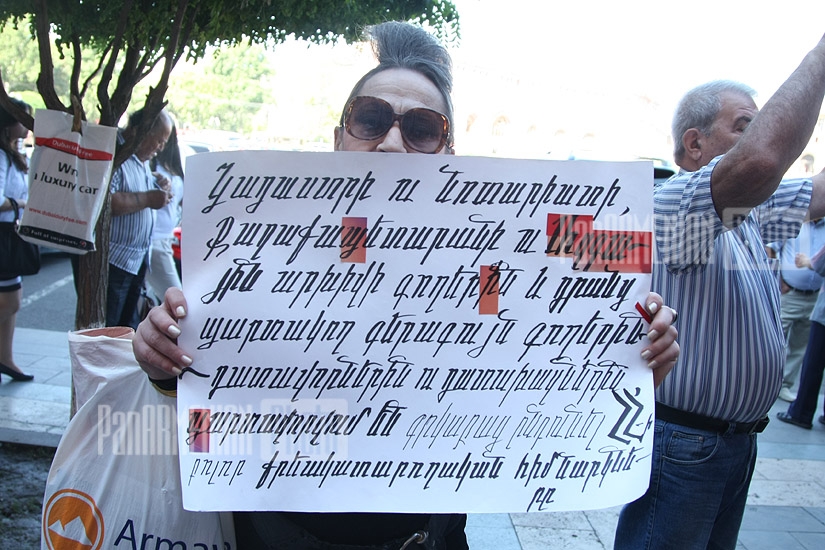 «Army without murderers» group protest in front of Government House