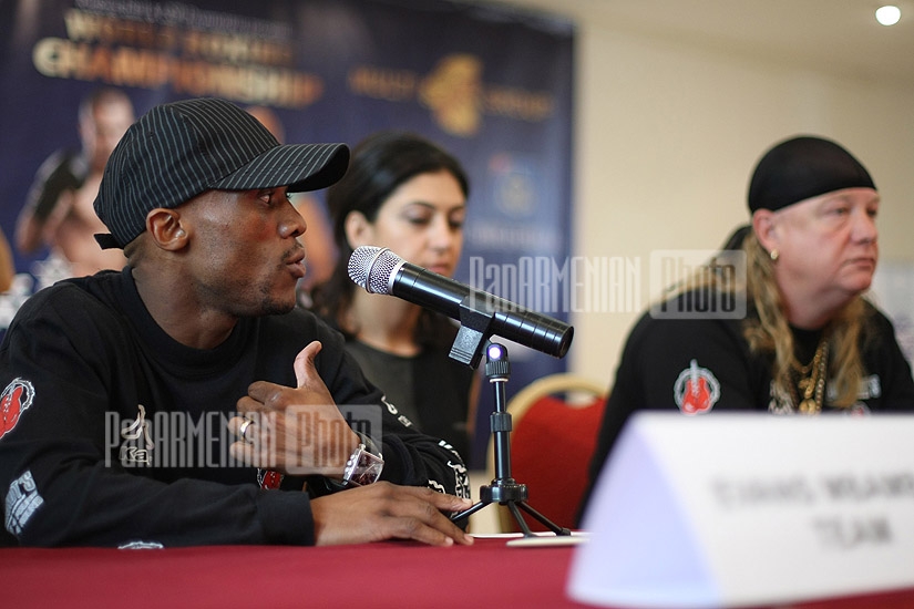 Press-Conference of Vic Darchinyan and Evans Mbamba