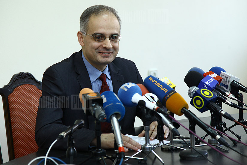 Press conference of Levon Zurabyan