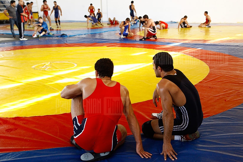 Армянские греко-римские борцы готовятся к Чемпионату мира