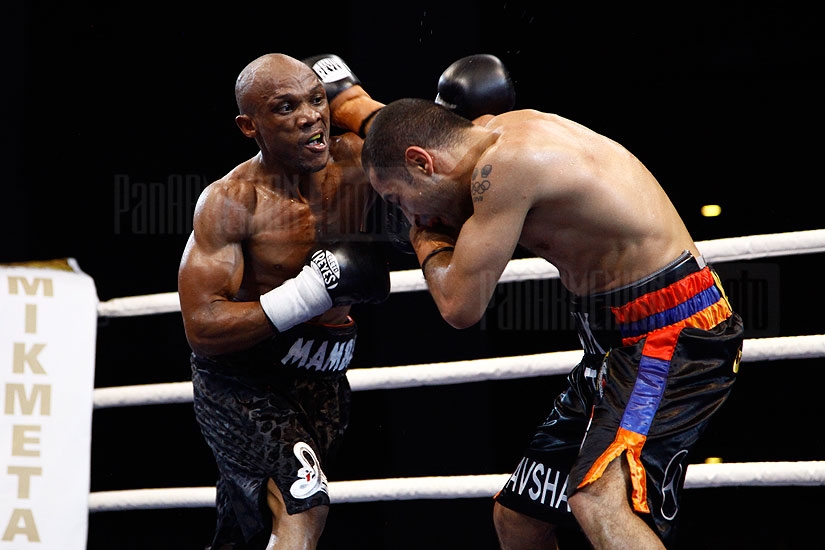 IBO bantamweight champion Vic Darchinyan and challenger Evans Mbamba clash