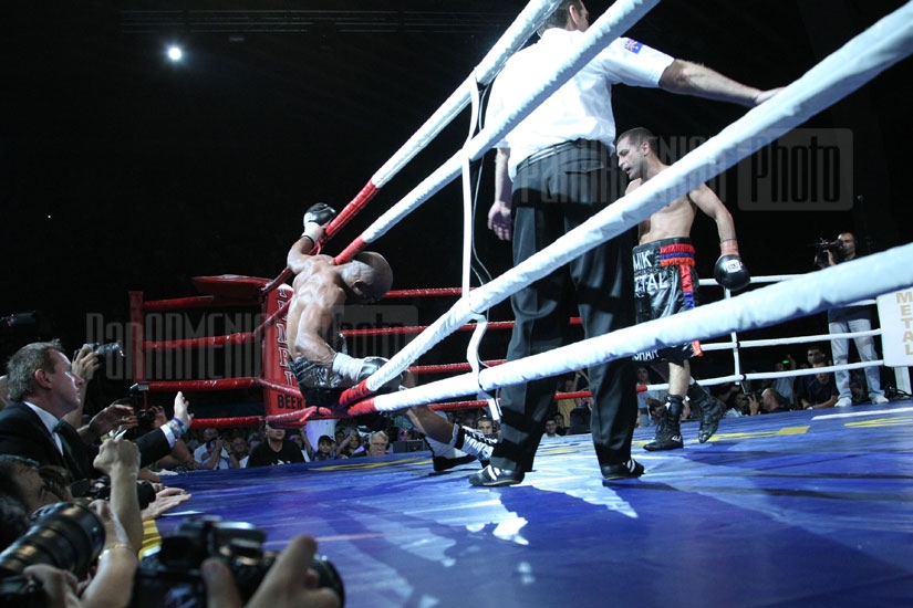 IBO bantamweight champion Vic Darchinyan and challenger Evans Mbamba clash