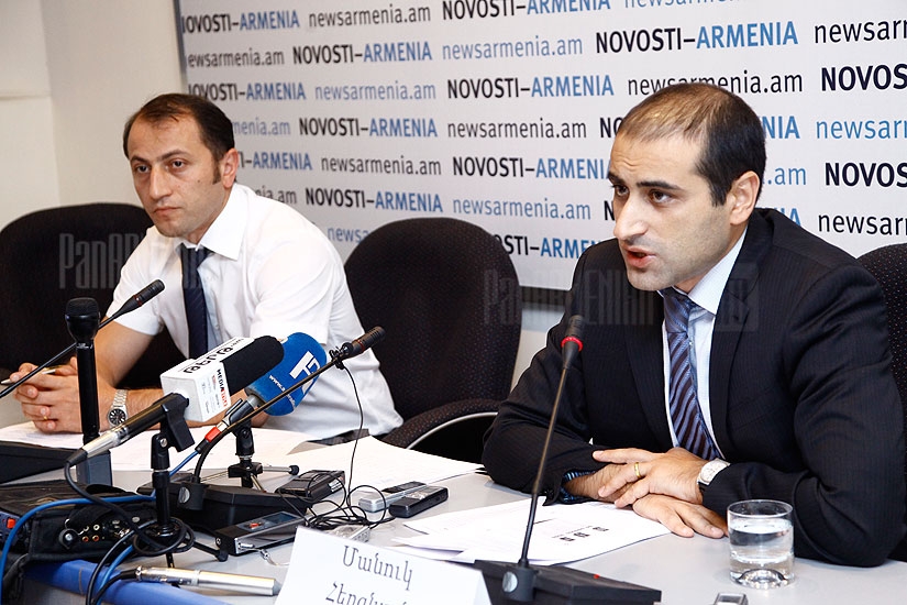 Press conference of Economy and Values research center's president Manuk Hegnyan and the center's council member Sevak Hovhannisyan 
