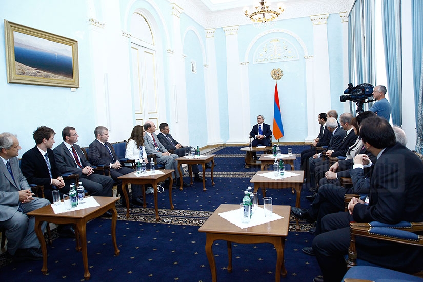 Встреча президента Армении Сержа Саркисяна с делегацией министерства образования и науки Литвы 