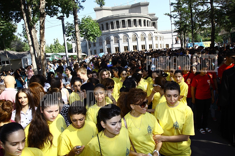 Երիտասարդների ուխտագնացություն դեպի Գրիգոր Լուսավորիչ եկեղեցի Հայաստանի անկախության 20-րդ տարեդարձի կապակցությամբ