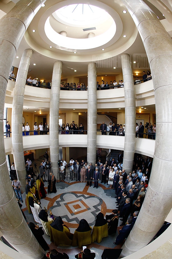 Официальная церемония открытия нового здания Матенадарана
