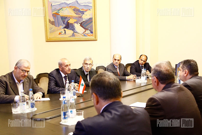 Премьер-министр Армении Тигран Саркисян встретился с делегацией, возглавляемой спикером парламента Ливана Наби Берри