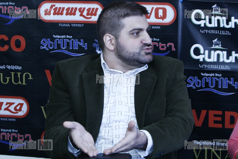 Press conference of Hraparak newspaper's editor-in-chief Armine Ohanyan and chairman of Committee for Protection of Freedom of Speech Ashot Melikyan 