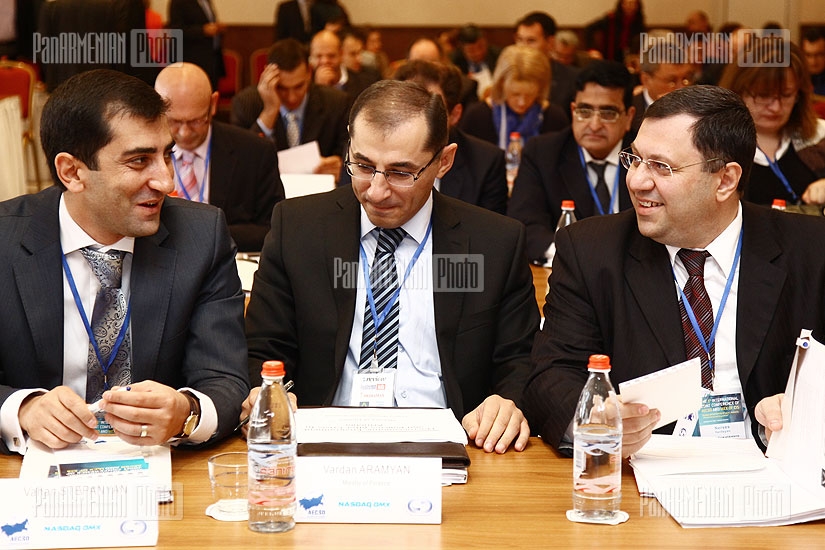 В Ереване начала работу первая совместная международная конференция бирж и центральных депозитариев