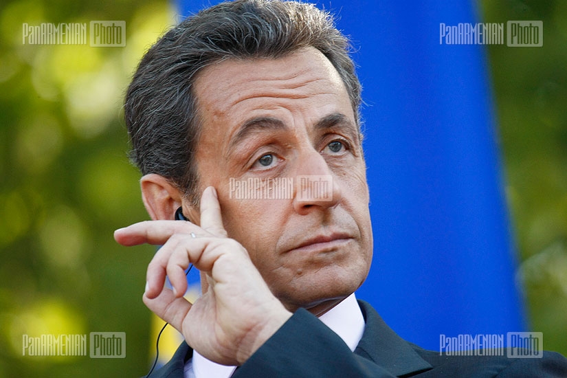 Николя Саркози и Серж Саркисян открыли в Ереване скульптуру Родена 
