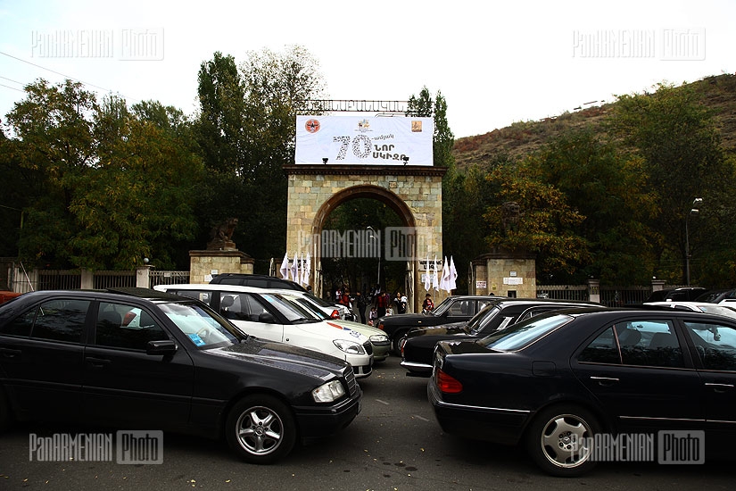 Yerevan zoo's 70th anniversary celebration