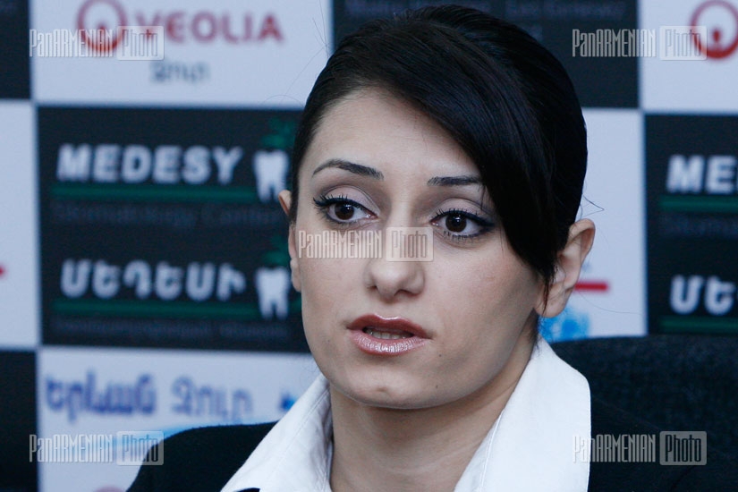 Press conference of world weightlifting champion Nazik Avdalyan