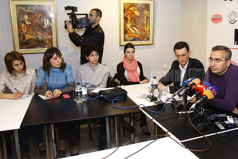 Press conference of Gagik Ginosyan