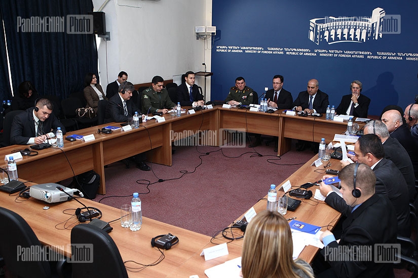 В МИД Армении состоялся семинар на тему сбора информации, оценки рисков и распределения ресуросов
