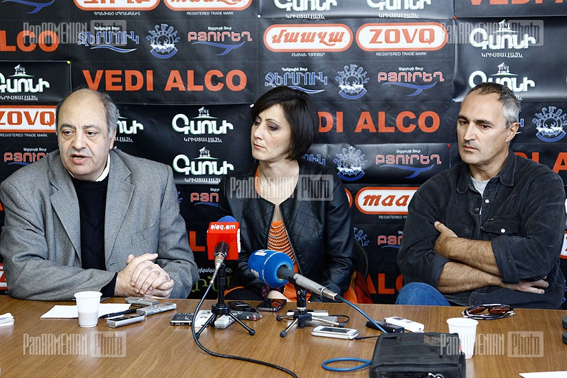 Press conference of writer Eduard Militonyan and 