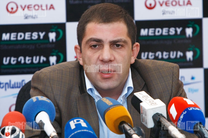 Press conference of Yerevan Jur representatives Aram Sahakyan and Karapet Ohanyan 