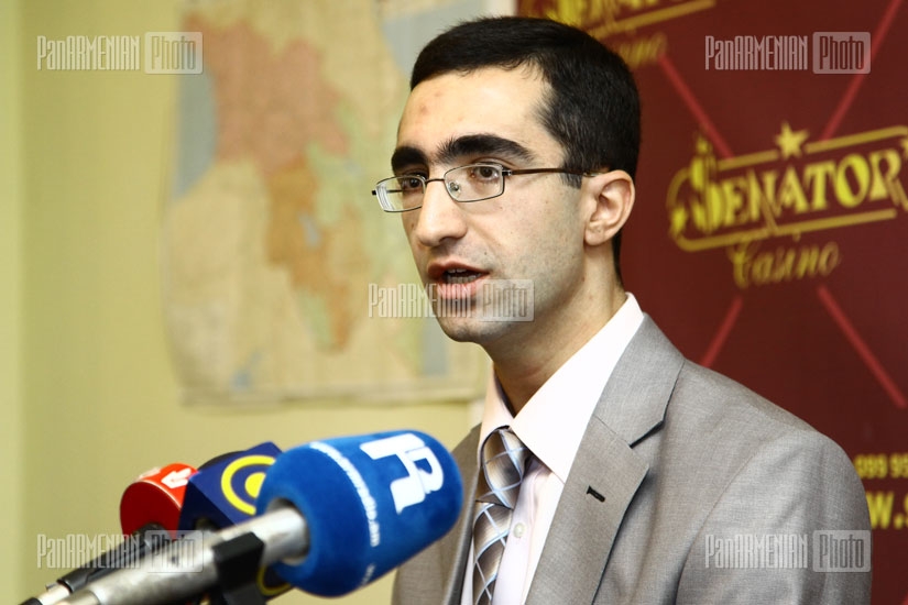 Press conference of Public Council member Karlen Khachatryan