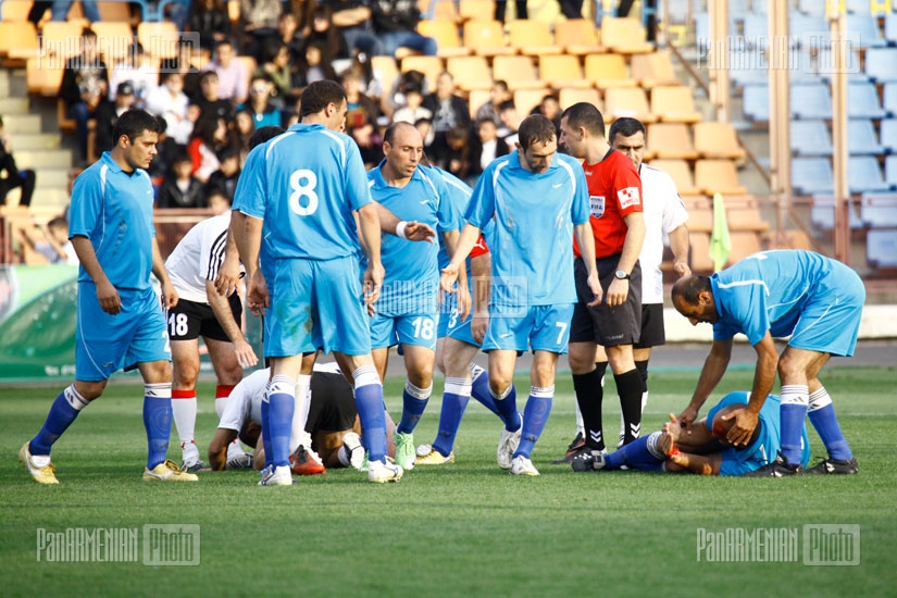 Final of Armenian Prime Minister's football cup 2011