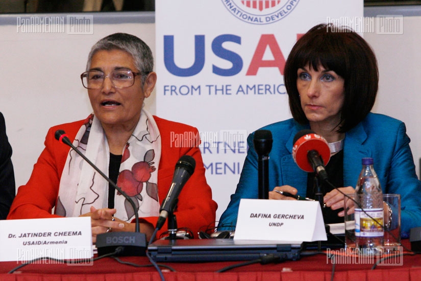 Discussion organized by USAID concerning domestic violence 