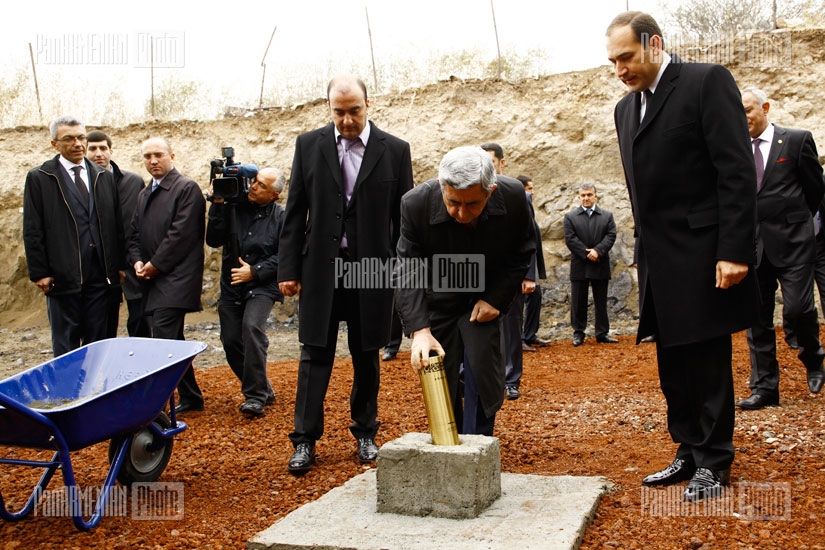 RA President Serzh Sargsyan visits Armenia wine factory