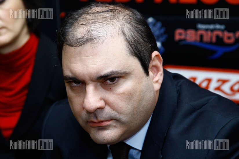 Press conference of political scientists Manvel Sargsyan and Alexander Markarov 