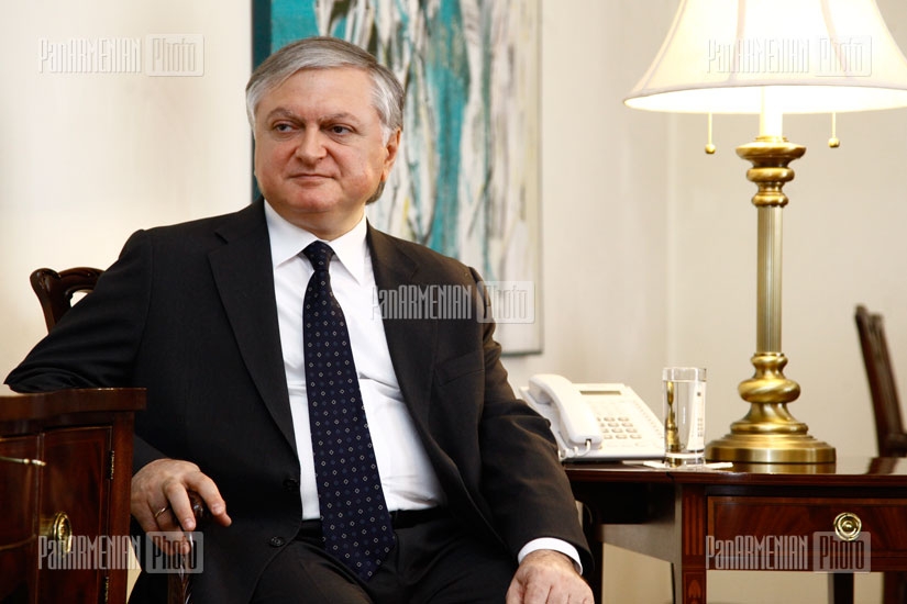 RA FM Edward Nalbandian receives representatives of Foreign Ministry of India