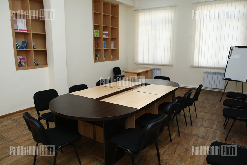 RA Minister of Education and Science Armen Ashotyan visits Yerevan N3 high school after Manuk Abeghyan after renovation