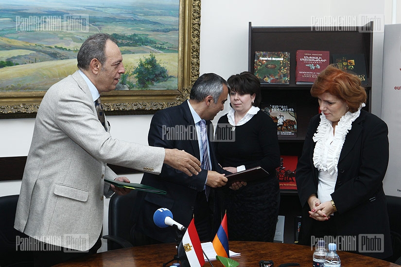 Signing ceremony of a joint 2011-2013 cooperation program between the Armenian and Egyptian Culture Ministries